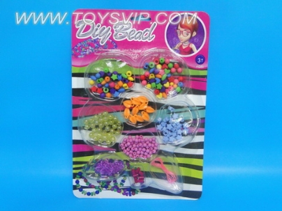 Flower-shaped beads