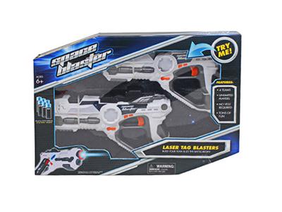 Armed with laser gun, battle laser mark function, play, sound and vibration (without electricity)