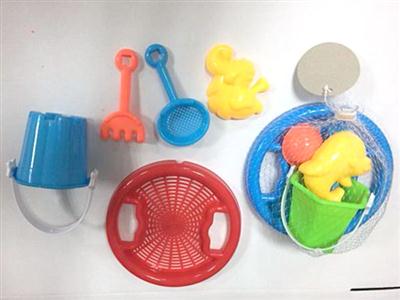 5 pieces of beach toys