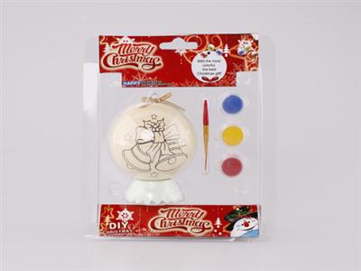 Puzzle painted Christmas ball