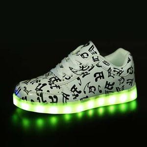 LED灯鞋子