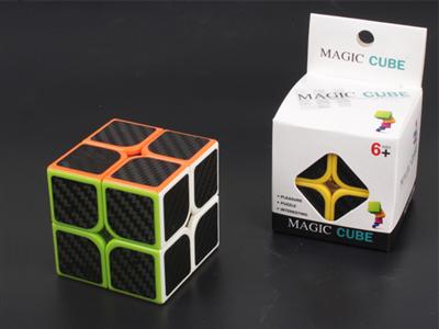 Second-order solid color carbon fiber cube