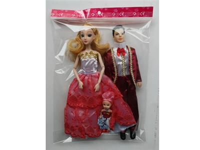 A three-pocketed Barbie