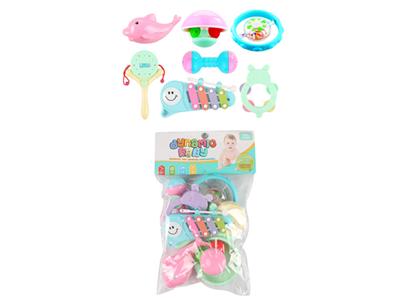 Baby rattle with knocking on the piano