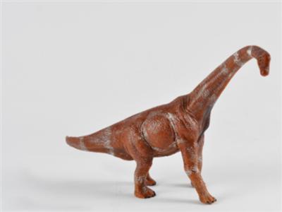 Brachiosaurus (red)