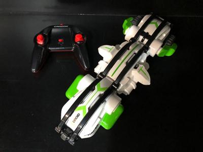 2.4G变形翻滚车