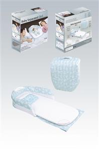 Music/light baby divider bed