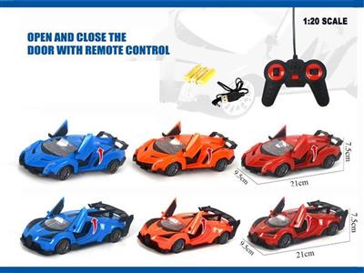 1: 24 remote control one-button door open simulation sports car; forward, backward, left turn, right turn, stop; 2 models each with 3 colors mixed